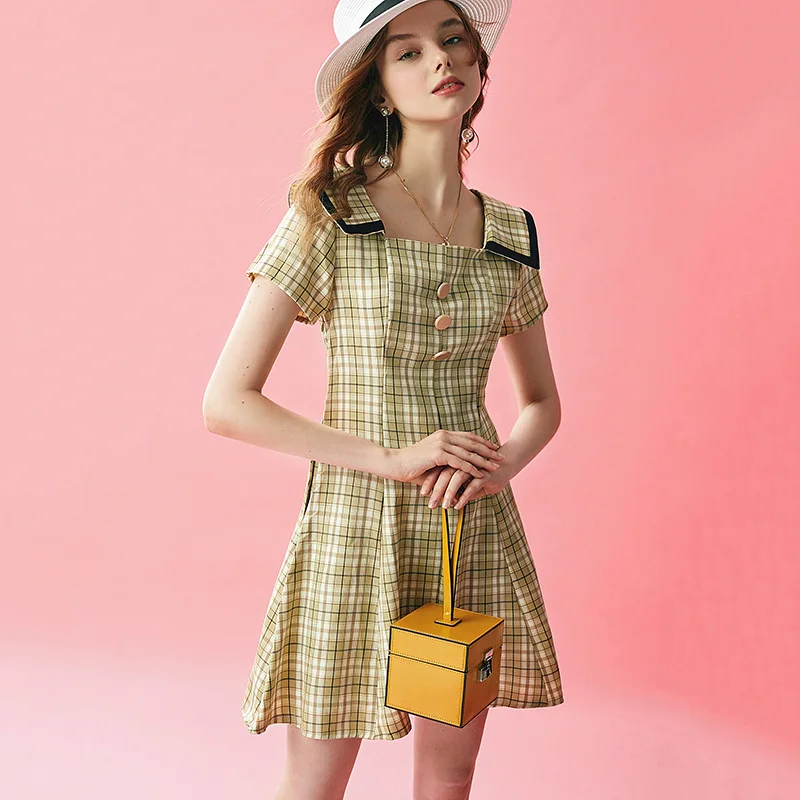 

WOMEN'S Dress 2019 Popular Plaid Skirt Zi Xia New Style Platycodon Grandiflorum Short-height Waist Hugging Retro Square Collar D