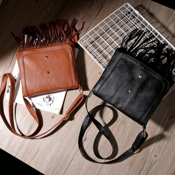 

Women Leather Messenger Bags Tassel Travel Shoulder Casual Crossbody Bag Vintage PU Fashion Hollow Tassel Rivet
