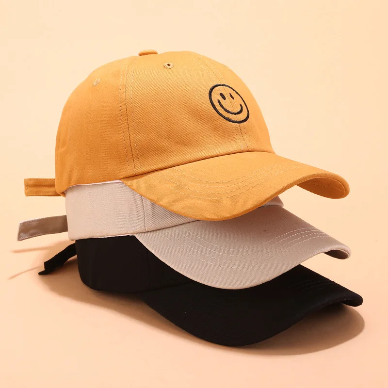 

Baseball cap man Korean version soft girl smiley face embroidered cap woman outdoor sun block versatile student visor hat