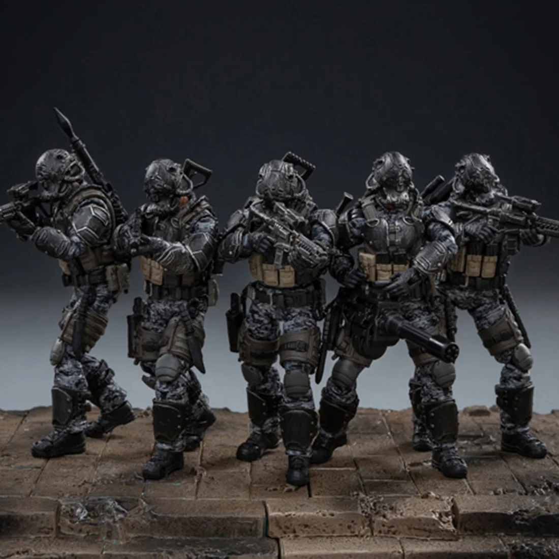 

NFSTRIKE 5Pcs 10.5cm 1/18 Removable Soldier Model USA Army Special Tactics Team Model With High Degree Of Reduction New
