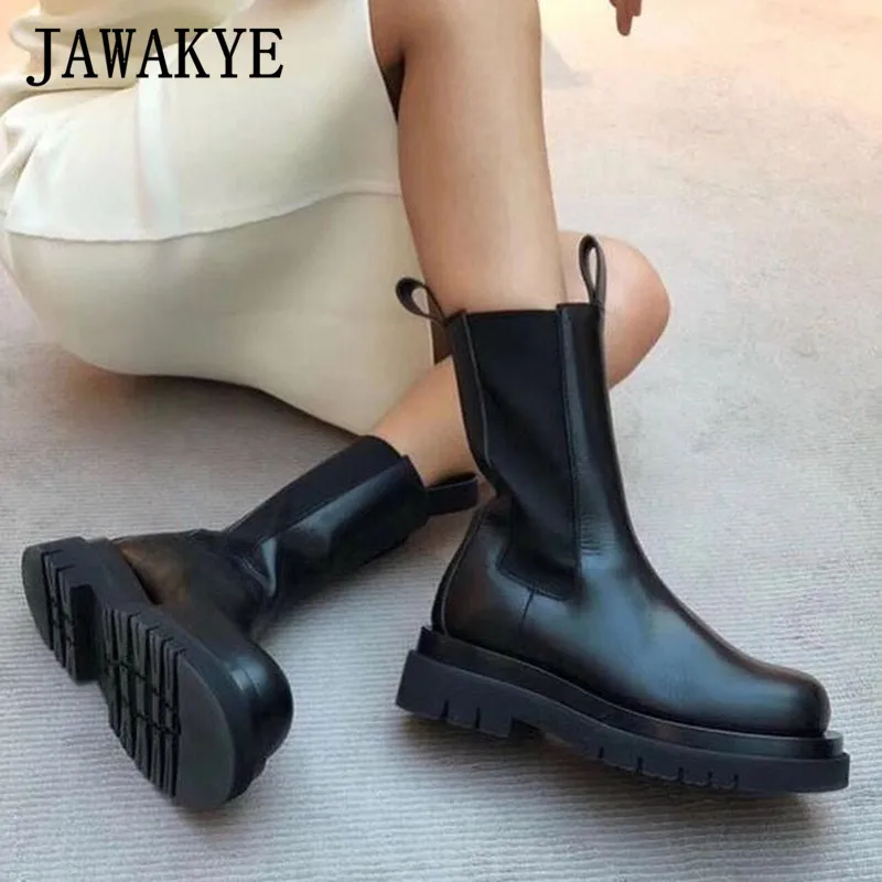 New Corrugated Round toe Thick bottom ankle Boots for women brown black wave Leather Runway Shoes flat Motorcycle Martin boots - Цвет: black smooth