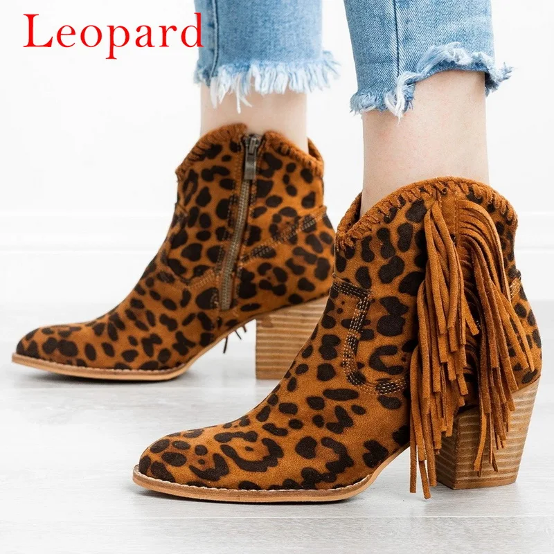 Женская обувь новые модные Леопардовый принт, сексуальный острый носок, полусапоги, без шнуровки, с глубоким v-образным вырезом на высоком каблуке Для женщин ботинки Дамская обувь дропшиппинг - Цвет: Leopard 2