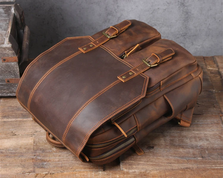 Vorderansicht des Woosir Brown Lederrucksacks Vintage Rucksack