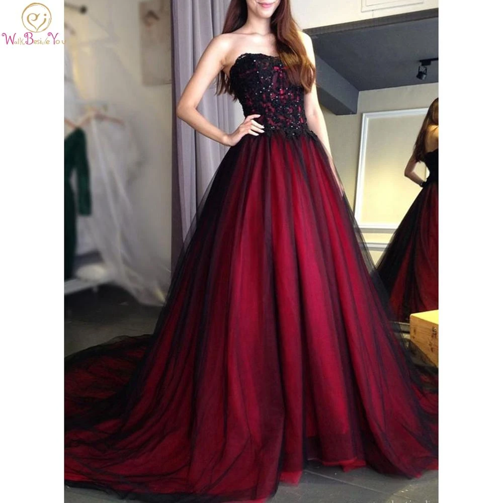 Line Sweep Train Court Train Prom Gowns 
