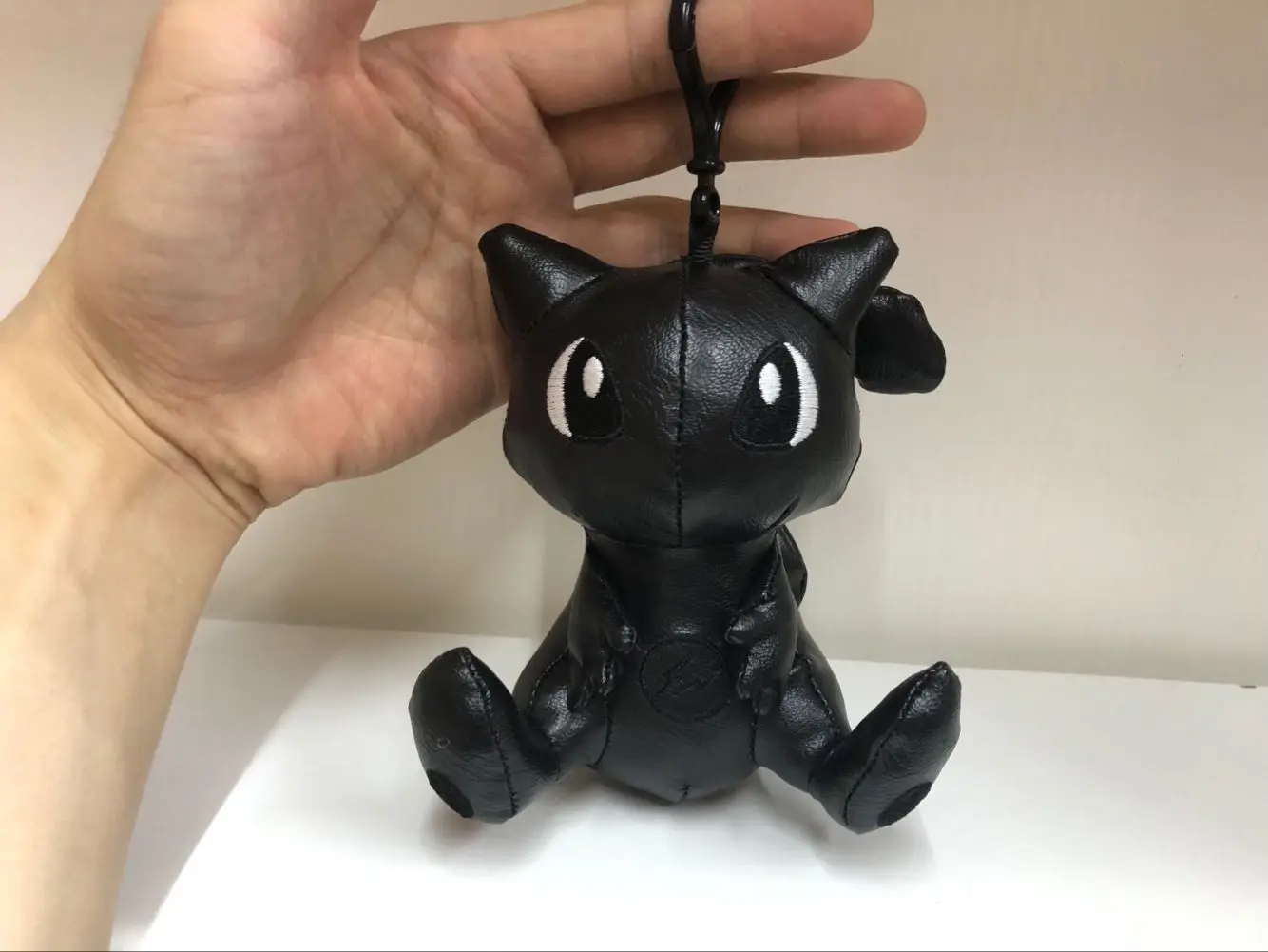 Черная молния соединение Япония креативный Mew милый мешок металлический брелок для Firend коллекции Рождество Gx Ex Мега плюшевые игрушки куклы