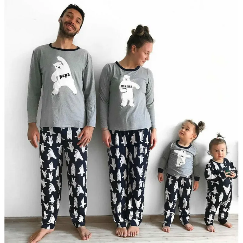 

2020 New Autumn Winter Christmas Casual Family Matching Pajamas Set Women Men Baby Kids Bear Print Sleepwear Nightwear Clothes