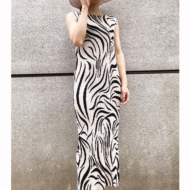 Changpleat, летняя коллекция, новые женские платья Miyak, плиссированные, модный дизайн, рисунок зебры, Круглый ворот, без рукавов, тонкое, эластичная талия, женское платье