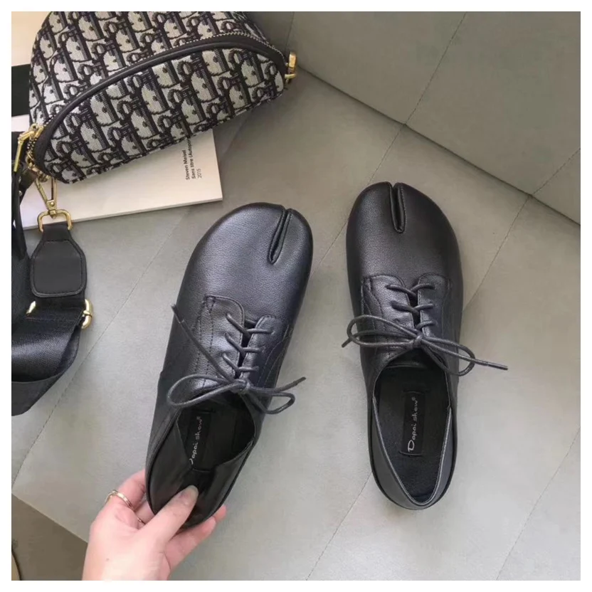 Модные брендовые оксфорды с раздельным носком; женские лоферы на плоской подошве; повседневная женская обувь на шнуровке; женские кроссовки; женская обувь; zapatos de mujer - Цвет: Black