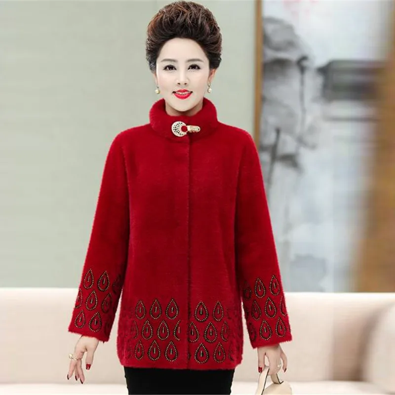 Mother coat female autumn winter long water velvet jacket loose middle-aged women woolen outerwear fashion plus size windbreaker - Цвет: red