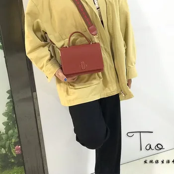 

Hand-Held Shoulder Bag Handbags Retro Square Sling Bag Female 2020 Fashion Women's Cross-Body Bag