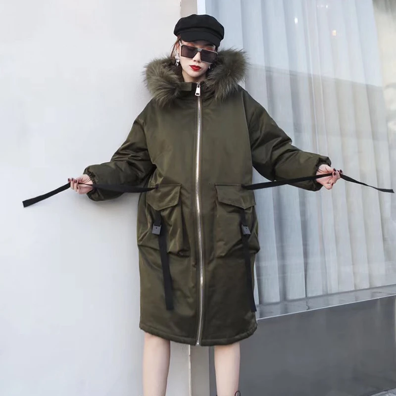 TWOTWINSTYLE лоскутное мех ленты шнурок хлопковые пальто женские с капюшоном рукавом сбоку сплит Ruched Midi парка Женская мода - Цвет: green