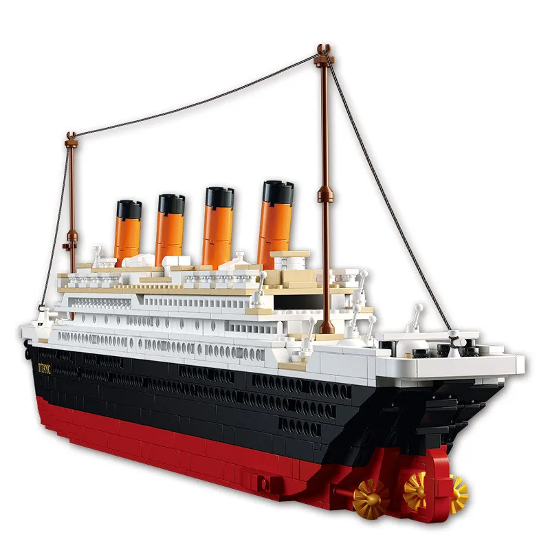

1012PCS Titanic RMS cruise ship 3D blocks Model building kits city Educational model building toys hobbies for children CT39