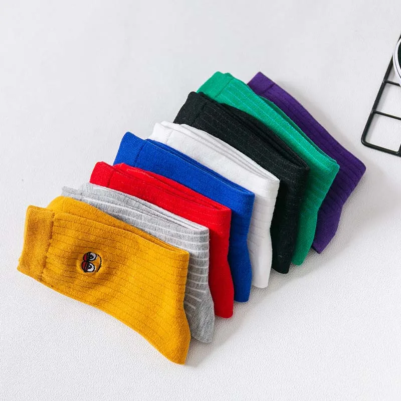 [WPLOIKJD]Candy Color Autumn Winter Socks New Product Embroidery Cute Expression Cotton Women Socks Harajuku Sokken Skarpetki