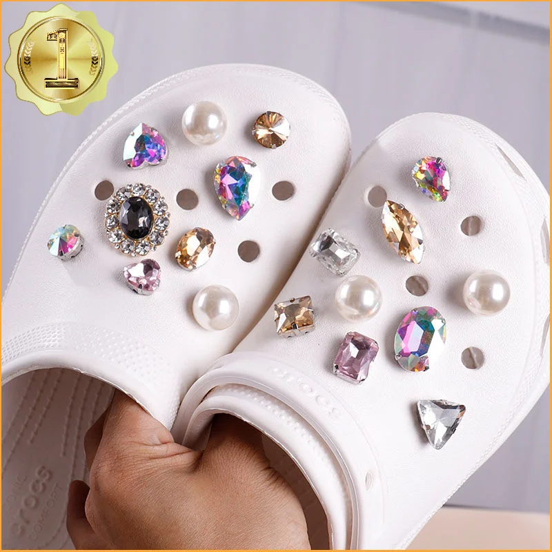 Retro Rhinestone Croc Charms Designer DIY Metal Pearl Shoe Decoration Clogs  Kids Women Girls Boys Gifts Charm for CROC JIBS