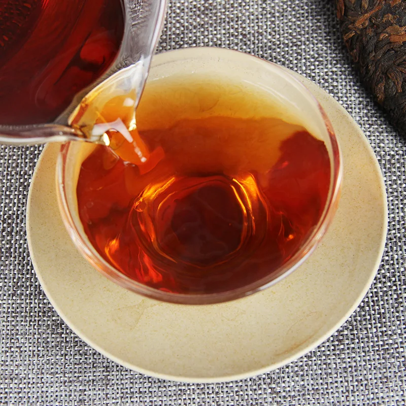 Menghai Qizi Bing Cha Ripe Pu'er в возрасте Шу Pu'er торт дань Pu-erh 357 г