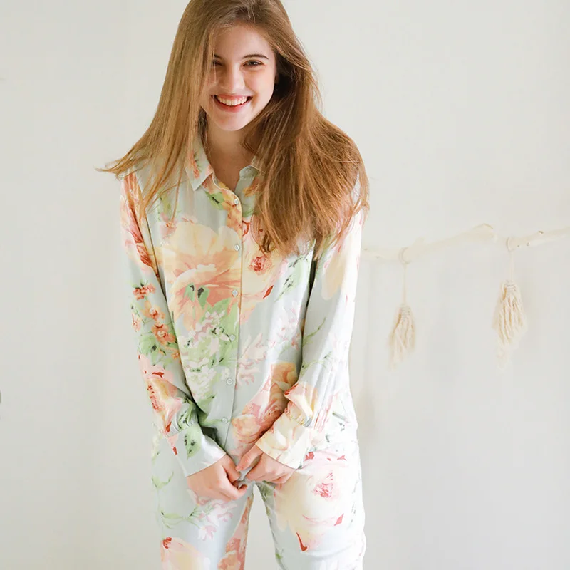 New women pajamas Turn-down collar satin pajamas set long sleeve and pants floral print casual home sleep female Home Clothes