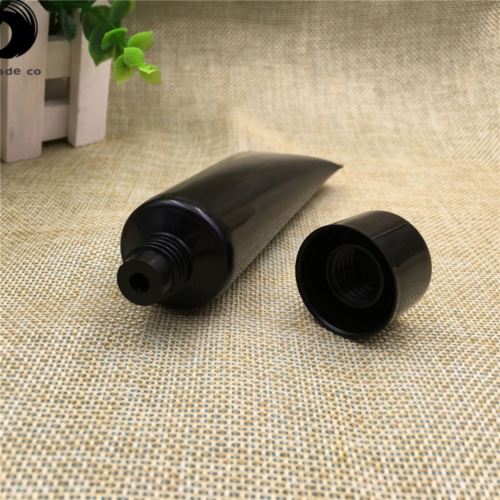 

100PCS Free Shipping black Bottle 100ML 200ML Fine Mist Make-up Water Split Charging Sample LXPACKING
