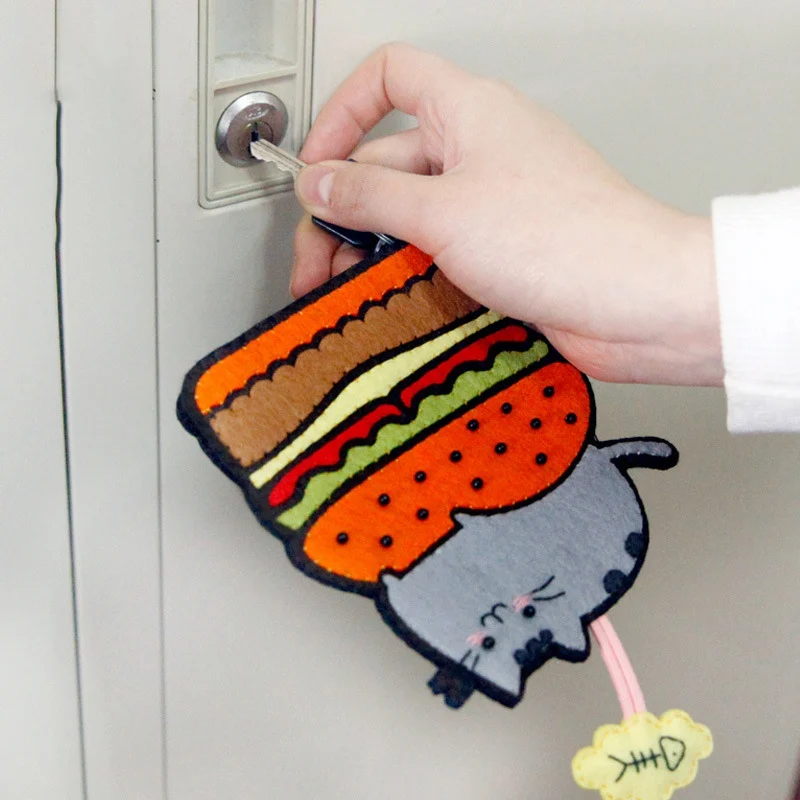 

Cute DIY Cartoon Keychain Sewing Kit Non-Woven Homemade Felt Keychain Kit Felting Keychain Make Tool