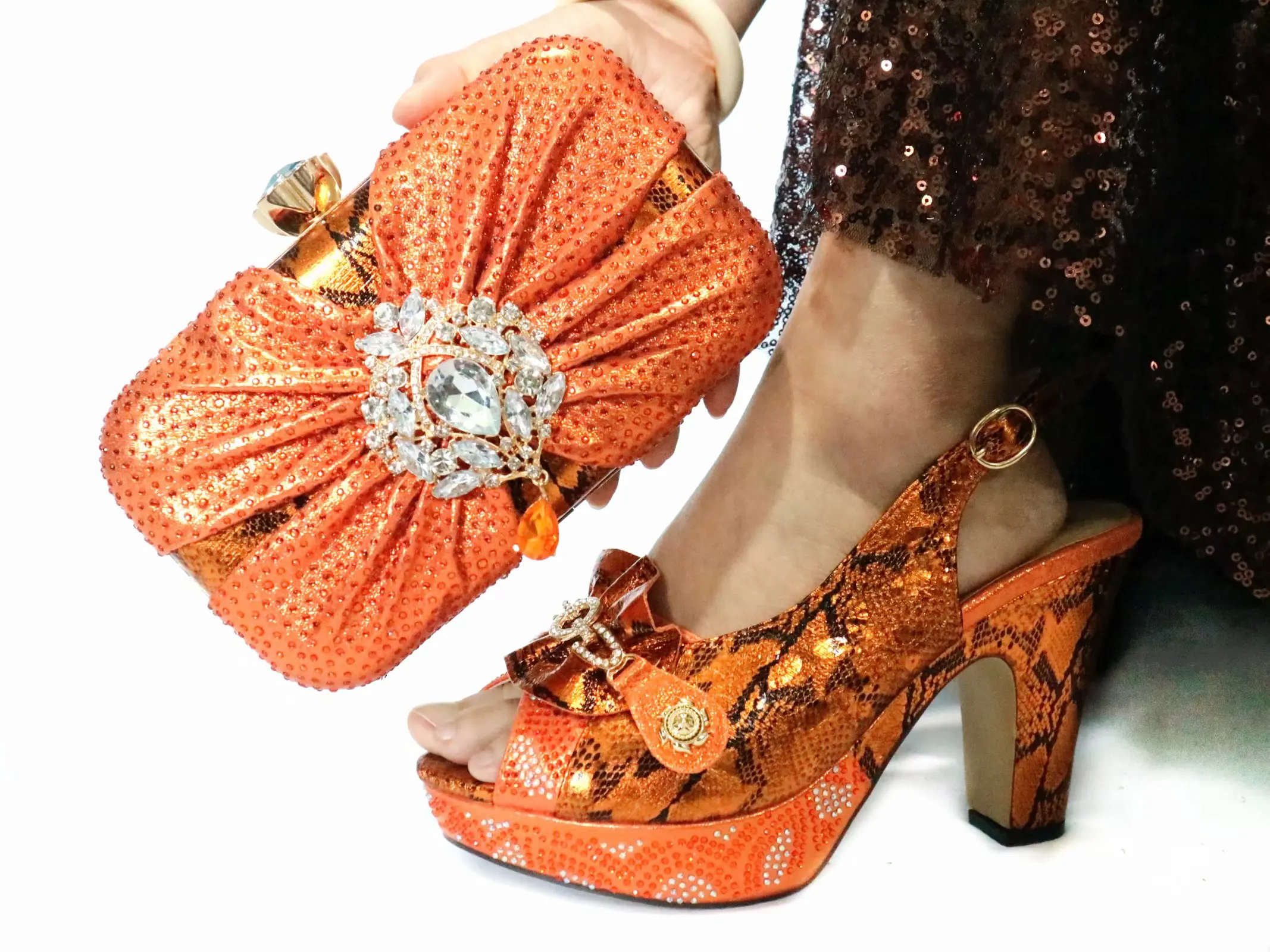 italian size 38 shoe in us