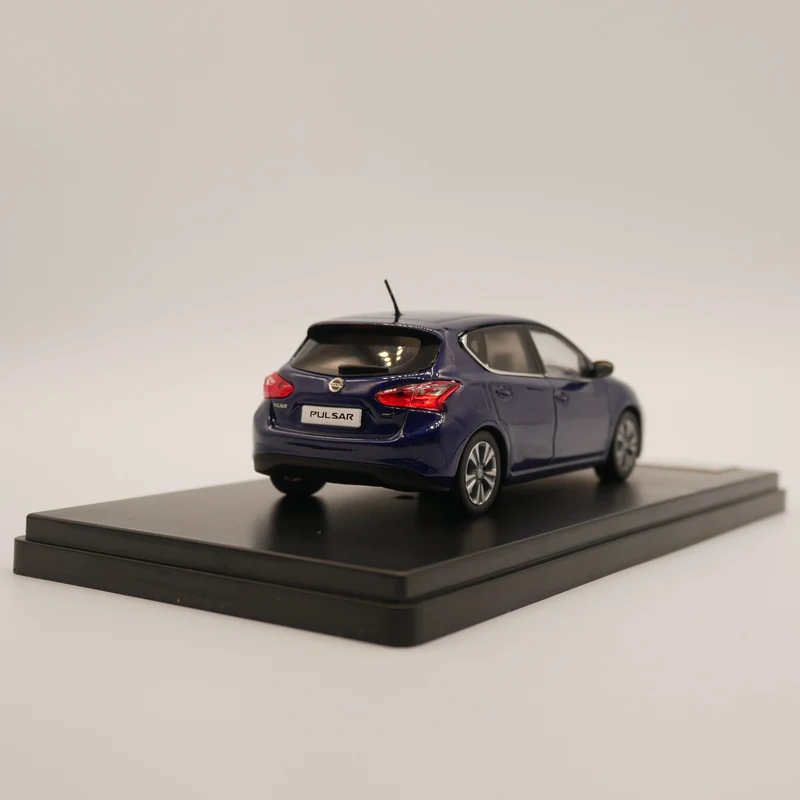 Премиум X 1:43 Nissan PULSAR 2015 литая модель автомобиля|Наземный транспорт| |