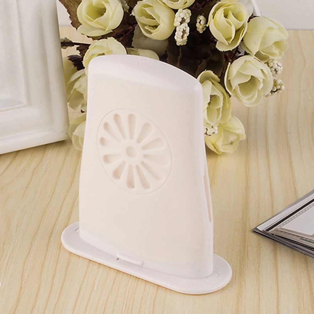 Белый 1 Pcs Acoustic Guitar Sound Hole Humidifier Anti-drying Anti-Panel Cracks Moisture Adjustment Care Instrument Guitar Accessories - Цвет: Белый