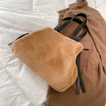 

casual plush large capacity totes designer handbags luxury faux fur female shoulder messenger bags lady big purses 2019 winter