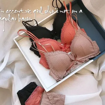 

Triangular Cup seamless fashion Bralette Women Wireless Thin Cotton Breathable Comfortable Underwear Solid color Lingerie Set