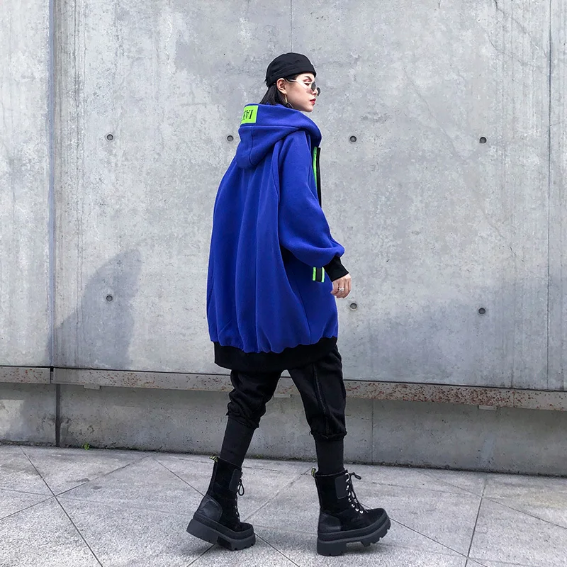 astounding  [EAM] Loose Fit Striped Split Big Size Oversized Jacket New Hooded Long Sleeve Women Coat Fashion T