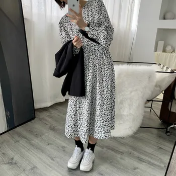 

2020 Spring New Round Neck Floral Dress Female Korean High Waist Over The Knee Thin Long Dress