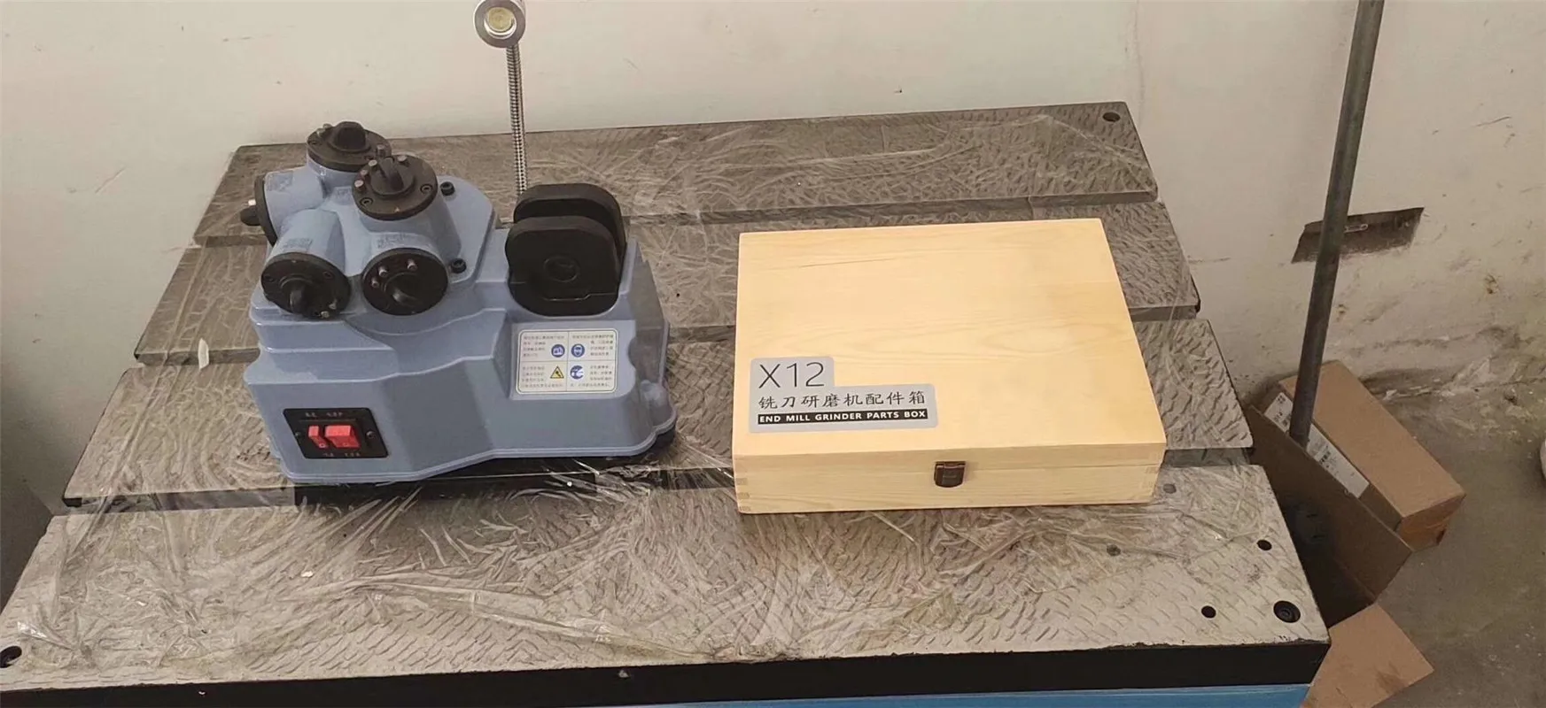 

2019 новый дизайн, шлифовальный станок для торцевого фрезерования, флейта, Заточная машина, фрезеровочная фреза, фрезерный станок Режущий Станок x12/x20, бесплатная доставка