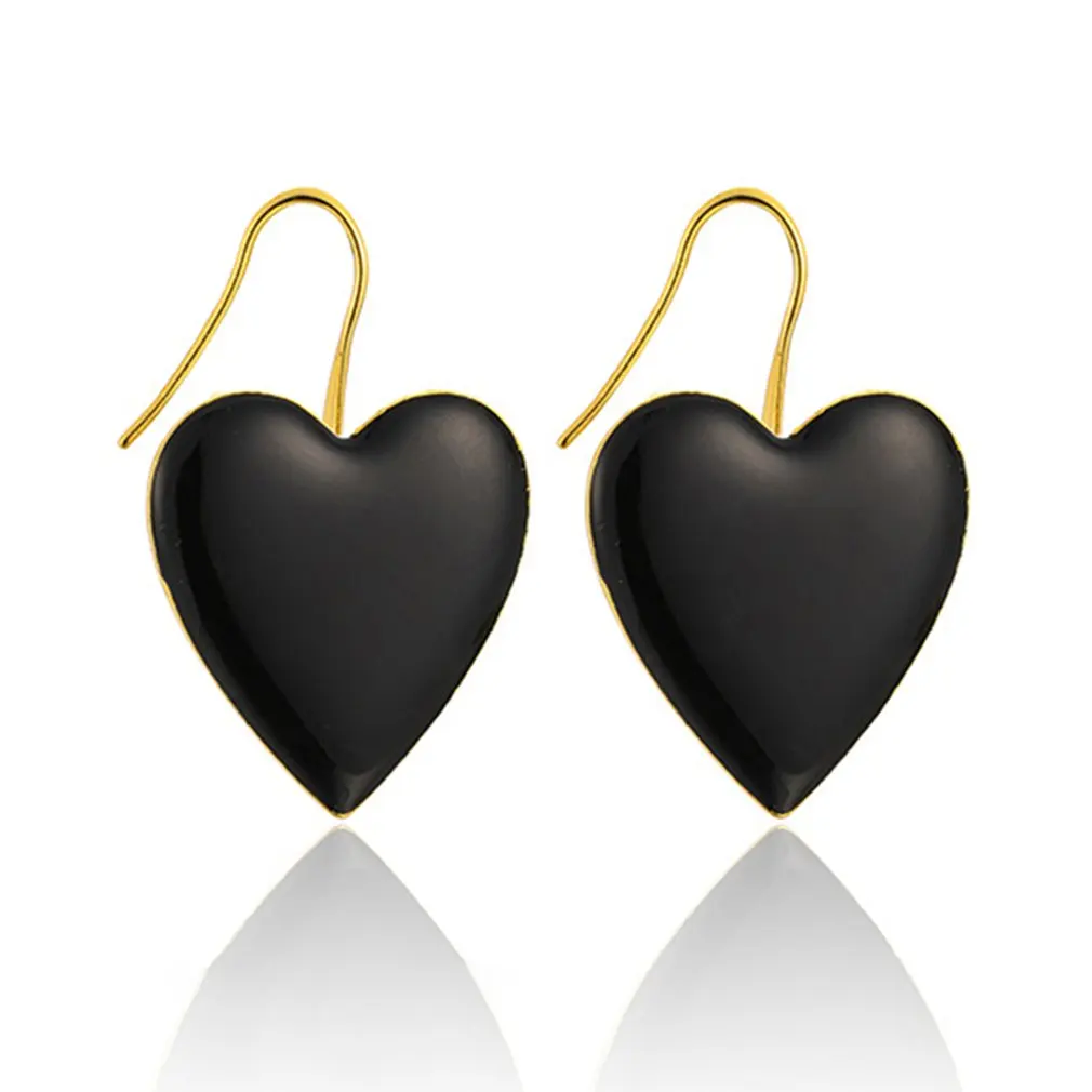

Earrings European And American Personality Simple Black Peach Heart Earrings Love Punk Cold Wind Earrings
