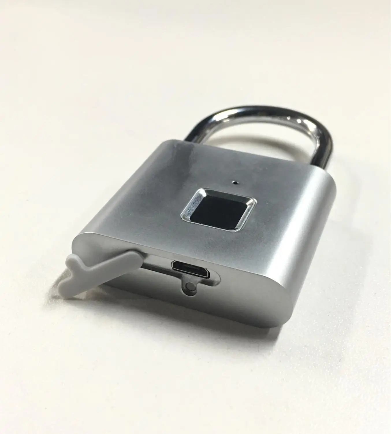 Сплав безопасности Keyless USB Перезаряжаемый дверной замок отпечаток пальца умный замок Быстрый разблокировка цинковый сплав металлический саморазвивающийся чип