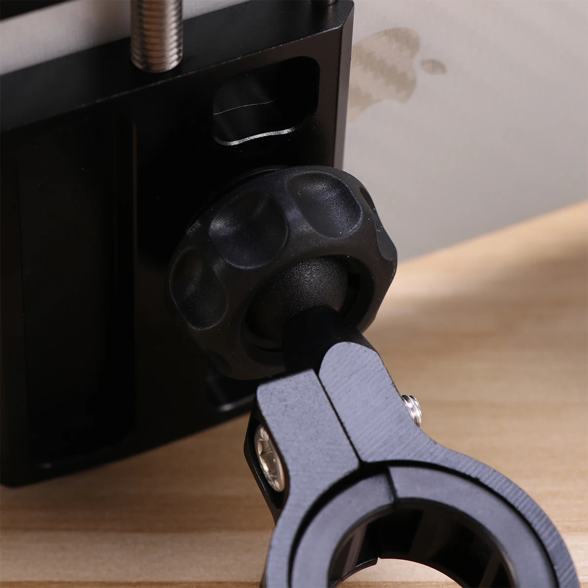 M7 алюминиевый сплав держатель для телефона на руль мотоцикла зажим USB зарядное устройство Держатель для мобильного телефона Электрический автомобиль мотоцикл телефон кронштейн A3