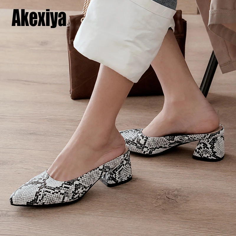 

Women Sandals Summer High heel Comfortable Leather snake pattern red Black Pointed Toe Muller Shoes Size 34-43 s417