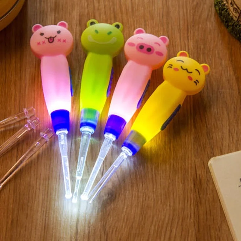 

Ear Spoon Cleaning with LED Lighting Cute Cartoon Animal Detachable Earwax Remover Tool Safety Cleaner Spoon for Kids Baby