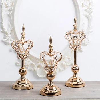 

Tealight Candle Holders Wedding Decoration Iron Europe Candle Holders Stand Column Lanterns Porta Velas Gold Home Decor MM50ZT
