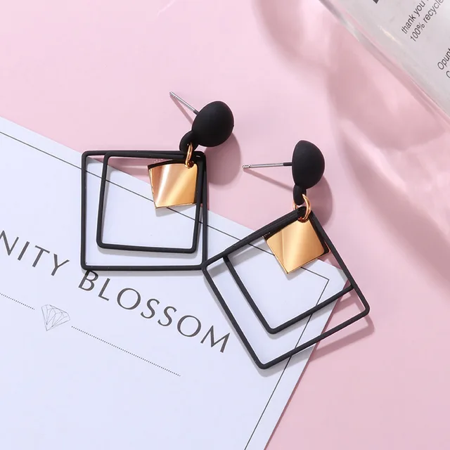 Korean Statement Earrings for women Black Cute Arcylic Geometric Dangle Drop Gold Earings Brincos Fashion Jewelry 3