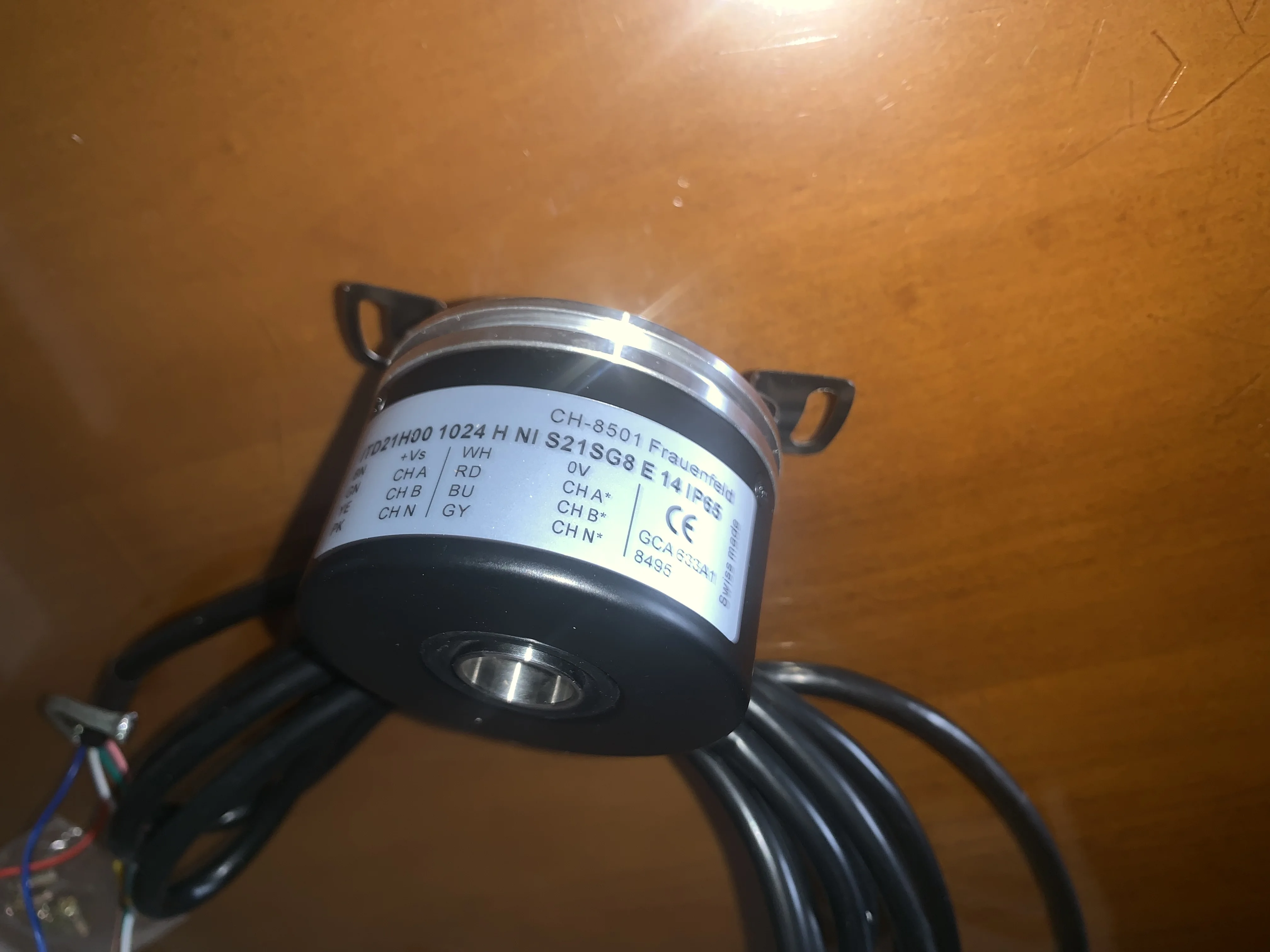 

ITD21H00 1024 H NI S21SG8 E 14 IP65 кодировщик 512-2048