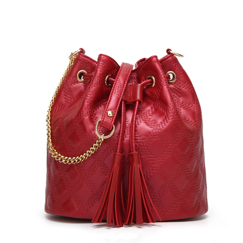 PU female bag new Korean version of the tassel bucket bag simple fashion generous women's crossbody shoulder bag - Цвет: red