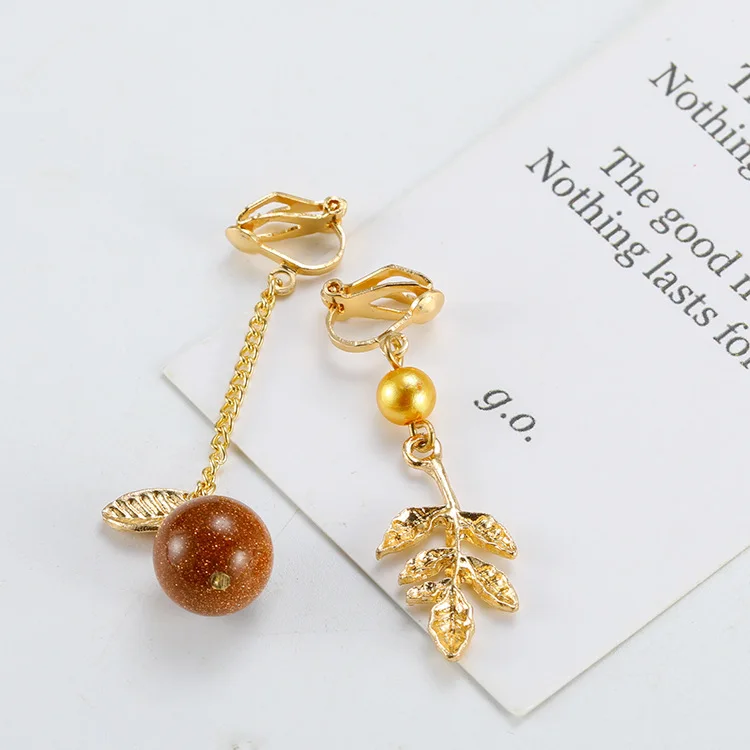 Korean minimalist personality asymmetric leaves no ear-hole ear clip convenient retro wind earrings
