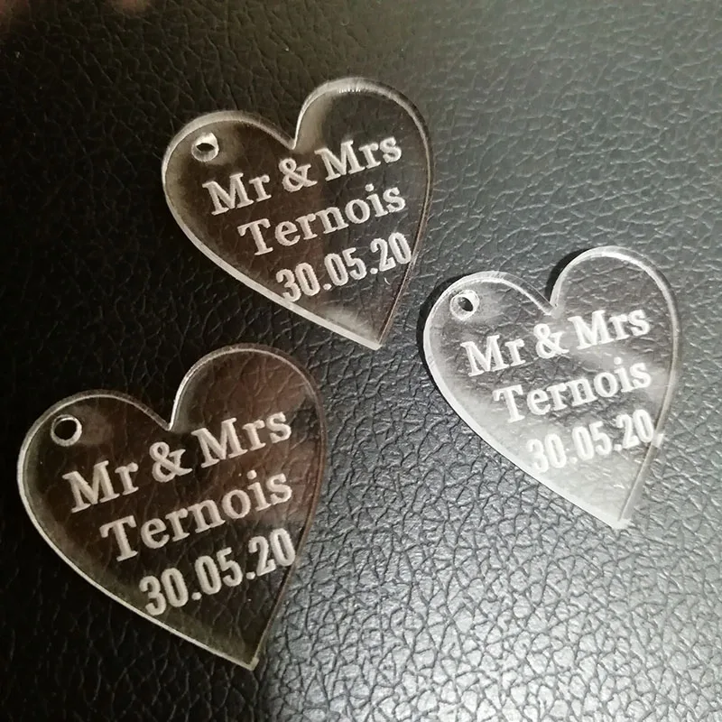 50 шт. персонализированные Выгравированные Mr& Mrs акриловые Любовь Сердце Свадебная вечеринка Таблица центральные украшения сувениры тег