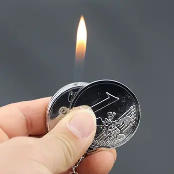 

2020 New Mini Coin Shape Cigarette Lighter Portable Simulation Keychian Pendant Refillable Butane Keychain Ornaments Oil