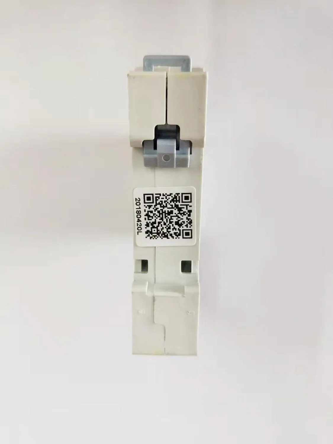 MCB схема em miniatura Disjuntor DELIXI DZ47S 1 2 3 4 полюса "C" Curvers 1A-63A