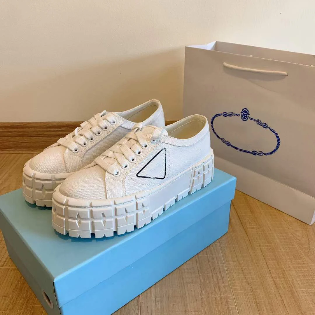 Кеды женские холщовые на шнуровке кроссовки толстой вулканизированной подошве