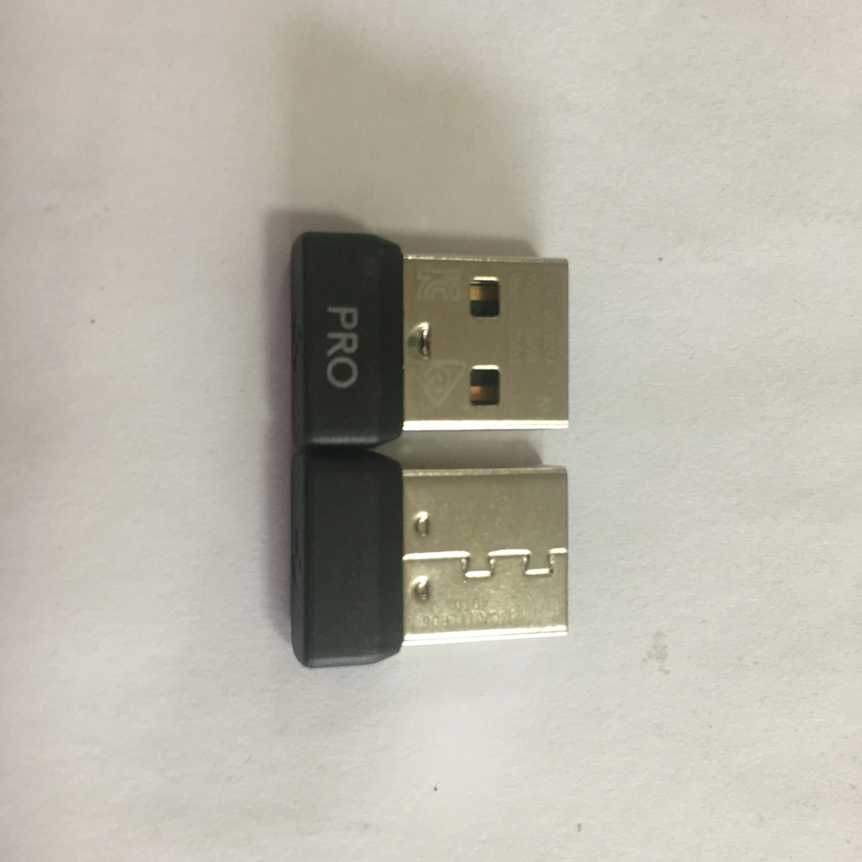 usb-приемник logitech G Pro, usb-адаптер, передатчик для беспроводной мыши logitech G PRO