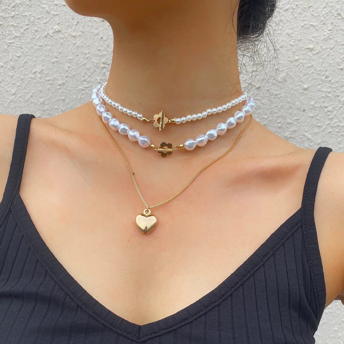 Elegant White Pearl Choker Necklace For 