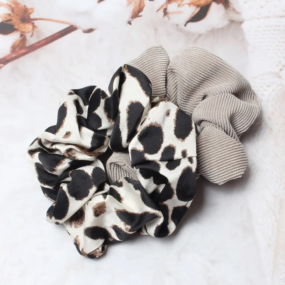 2PK Animal Satin Scrunchie Autumn Winter Solid Corduroy Scrunchies Set Elastic Hair Bands Ponytail Stripe Hair Tie Headwear