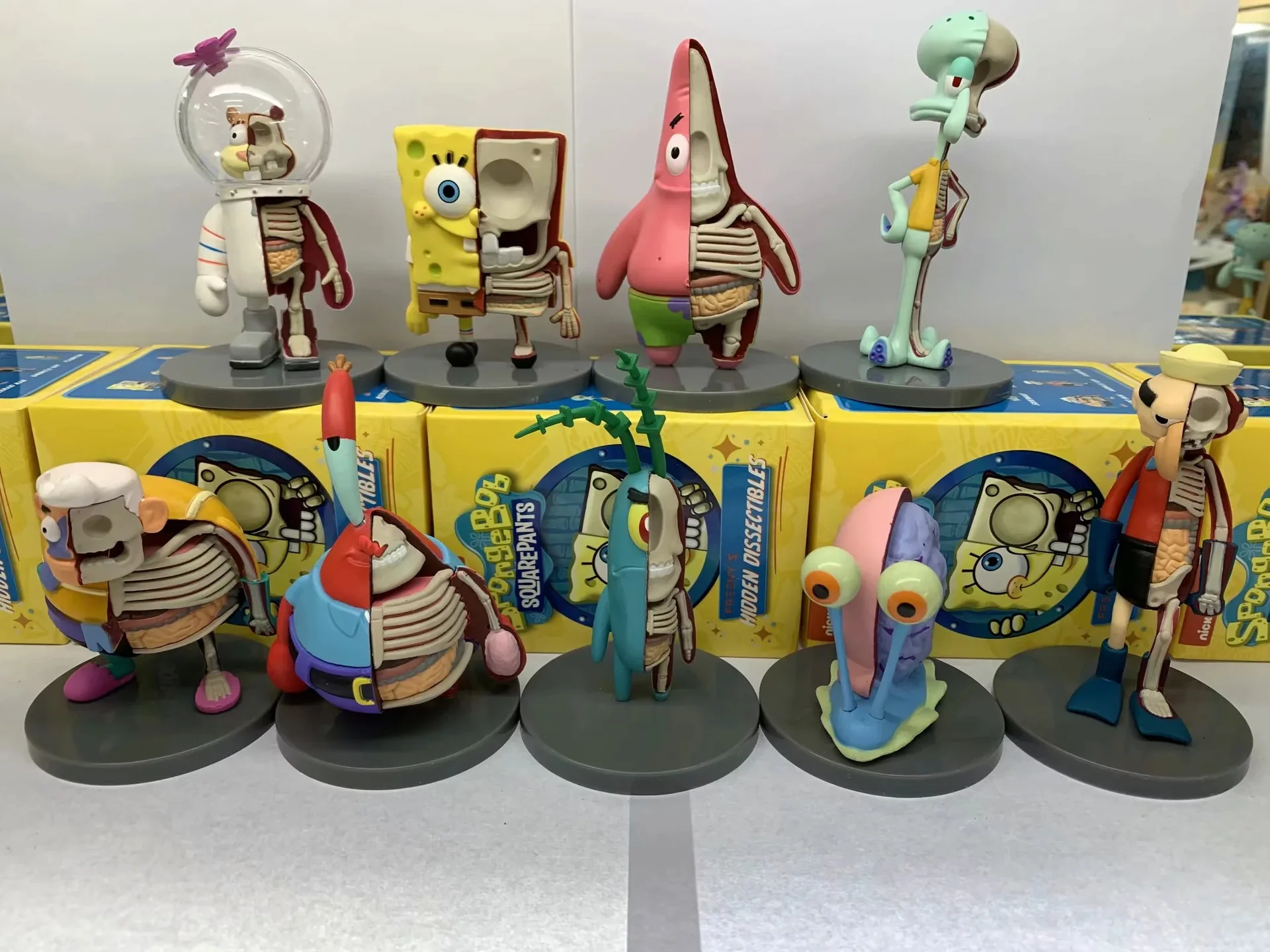 

Patrick Star Sponge Bob Hidden Dissectibles PVC Action Figure Model Collection Toy