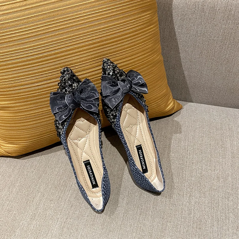 Women Flat Shoes Pointed-Toe Butterfly-knot Fashion Plus Size 43 Loafers For Women Flats Shallow Luxury Wedding Shoes AD1022