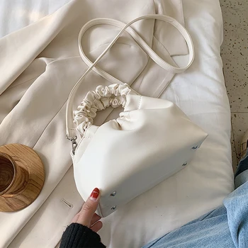 

PU Leather Cloud Tote Bags For Women 2020 Solid Color Shoulder Messenger Bag Female Handbags and Purses Travel Totes white bag